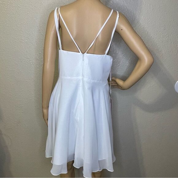NWT JJ’s House A-line V-Neck Mini Chiffon Homecoming Dress Ivory Ruffle sz 18W - Picture 5 of 14